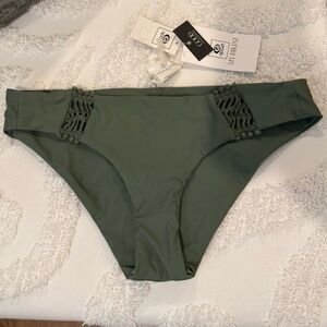 NWT RIPCURL BIKINI BOTTOMS